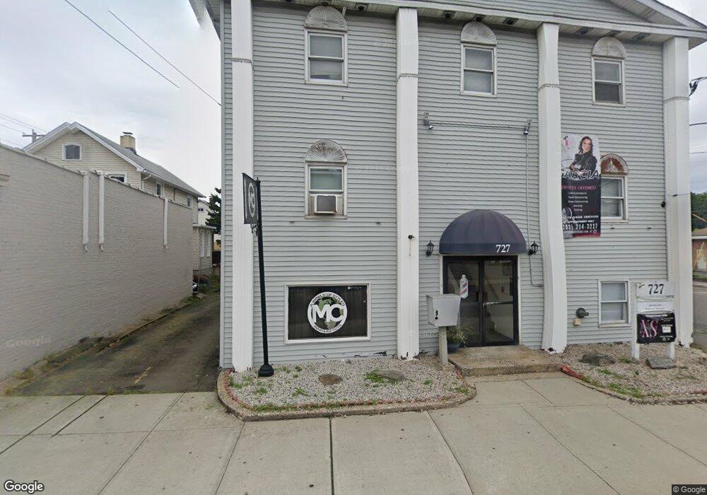 727 Campbell Ave unit 3, West Haven, CT 06516 - photo 1