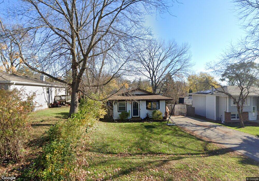 606 Mohican Trail, Lake In the Hills, IL 60156 - photo 1