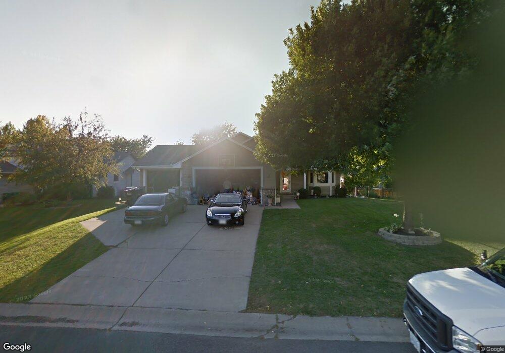 9851 Kirkwood Ln N, Maple Grove, MN 55369 - photo 1