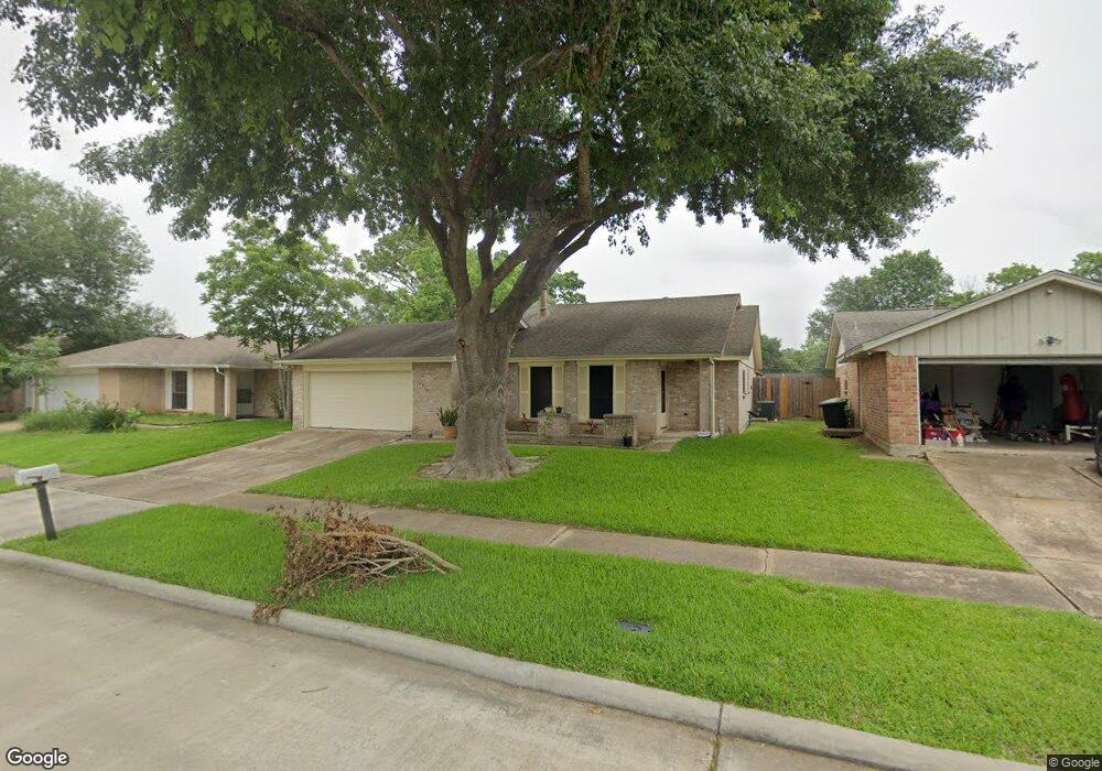 10819 Tower Bridge St, Houston, TX 77075 - photo 1