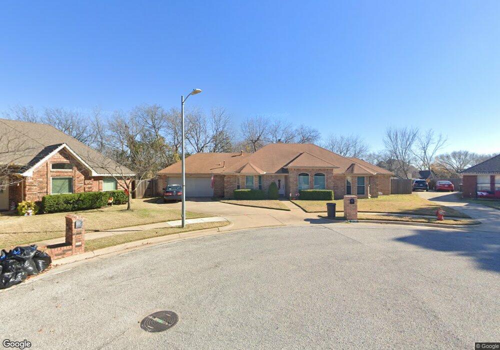 2620 Classic Ct E, Bedford, TX 76021 - photo 1