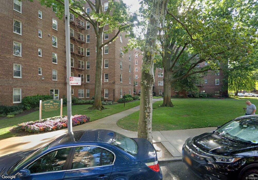 The Meadow Lake unit W 8, Forest Hills, NY 11375 - photo 1