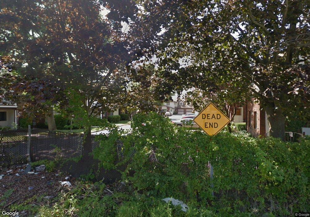 107 Cambridge Dr, Copiague, NY 11726 - photo 1