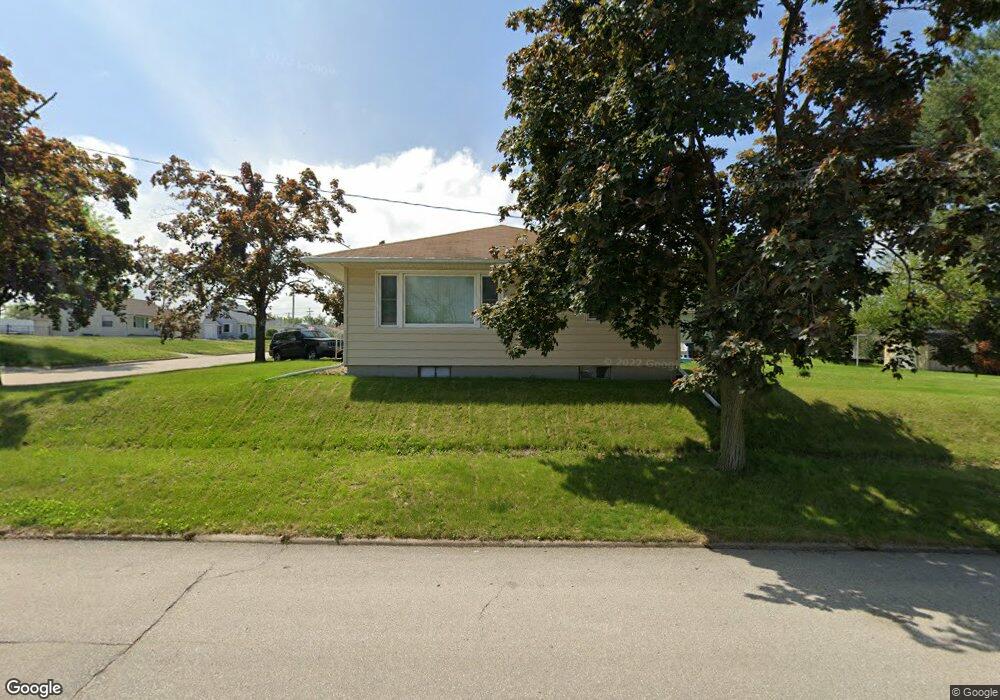 2100 Haven Ct SW, Cedar Rapids, IA 52404 - photo 1