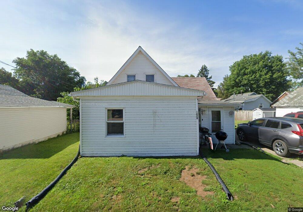 1628 W 16th St, Davenport, IA 52804 - photo 1