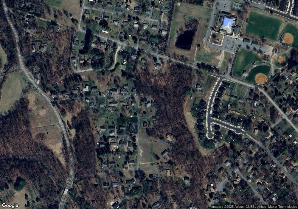 5695 Locust Ln, Crozet, VA 22932 - photo 1