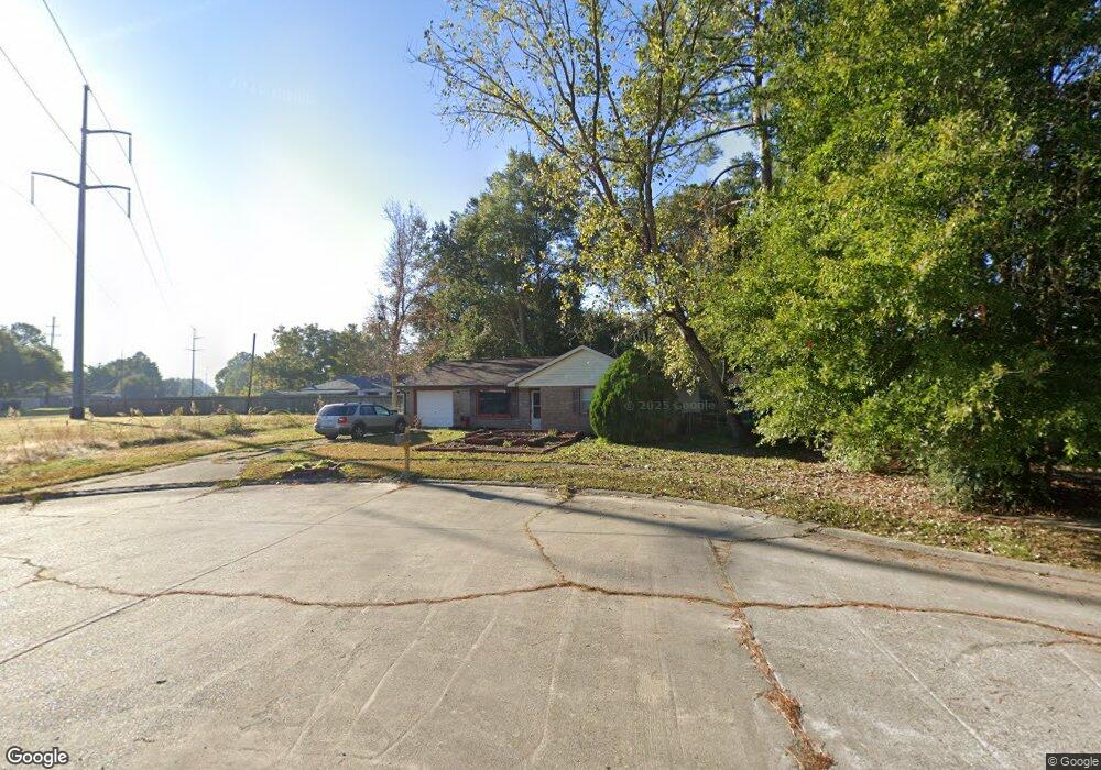 335 Mapleleaf Dr, Slidell, LA 70458 - photo 1