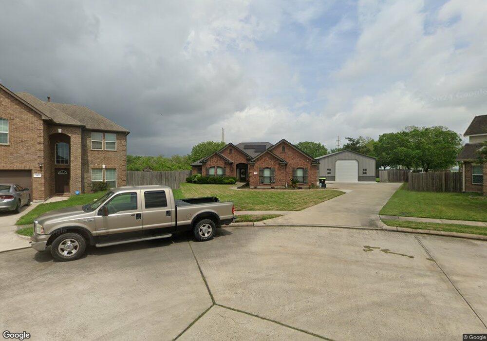 3315 Aberdeen Ct, Bay City, TX 77414 - photo 1