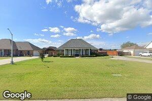 144 Manchester Dr, Houma, LA 70360