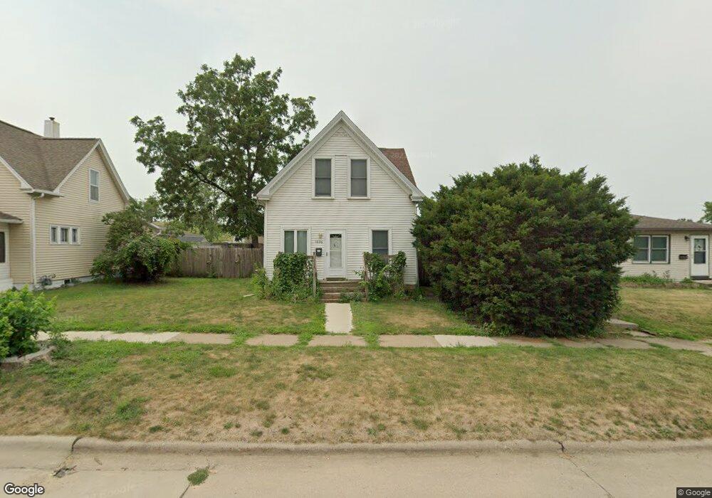 1806 L St SW, Cedar Rapids, IA 52404 - photo 1