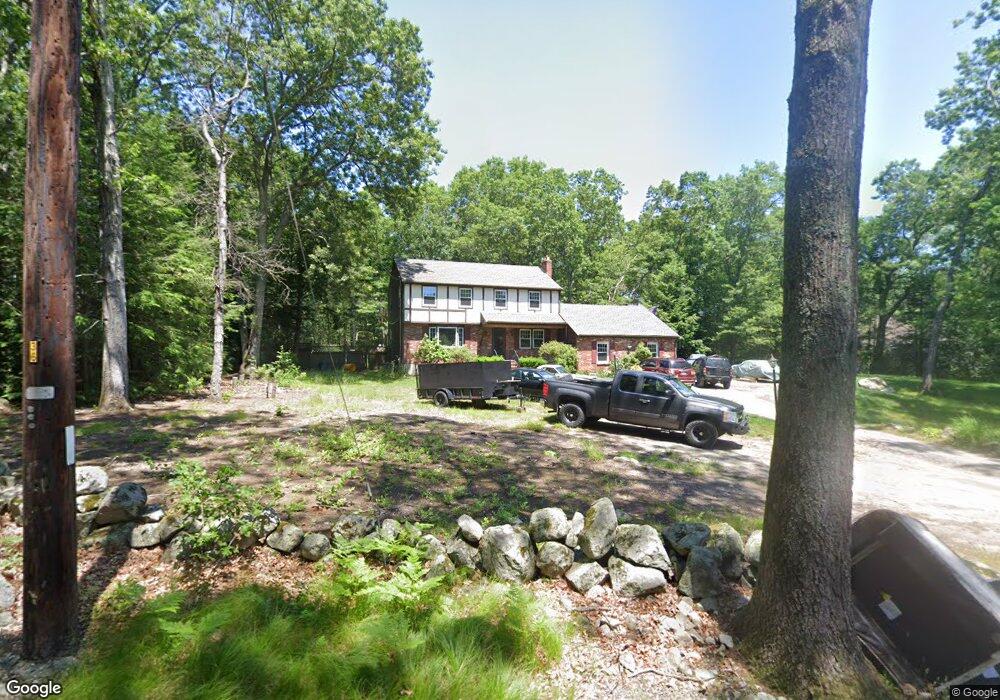 372 Pemberton St, Walpole, MA 02081 - photo 1