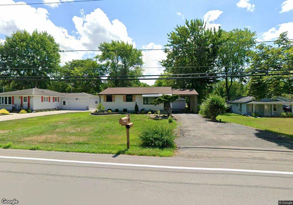 2960 Krueger Rd, North Tonawanda, NY 14120 - photo 1