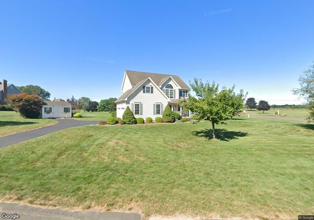 2 Juniper Ct, Broad Brook, CT 06016 - photo 1