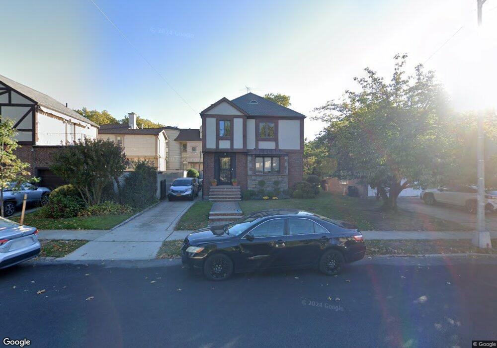 8069 Kent St, Jamaica, NY 11432 - photo 1