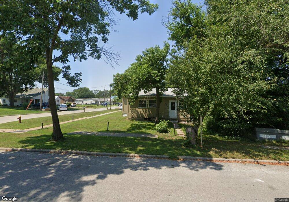 808 Maple St, Shenandoah, IA 51601 - photo 1