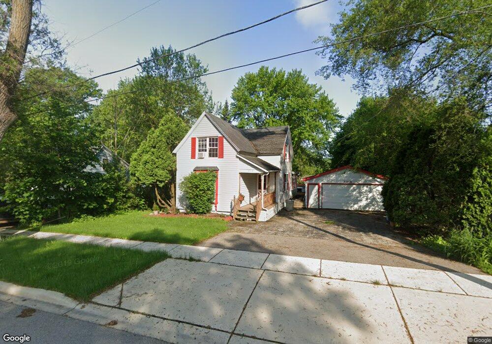 308 S Hubbard St, Algonquin, IL 60102 - photo 1