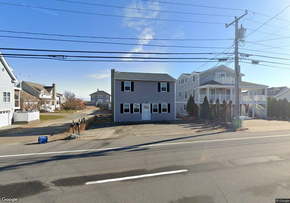 134 Ocean Blvd, Seabrook, NH 03874 - photo 1