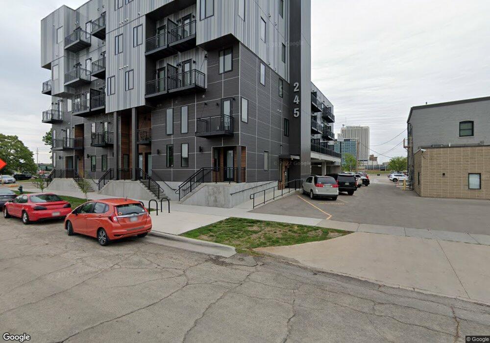 245 Kingston, Cedar Rapids, IA 52404 - photo 1