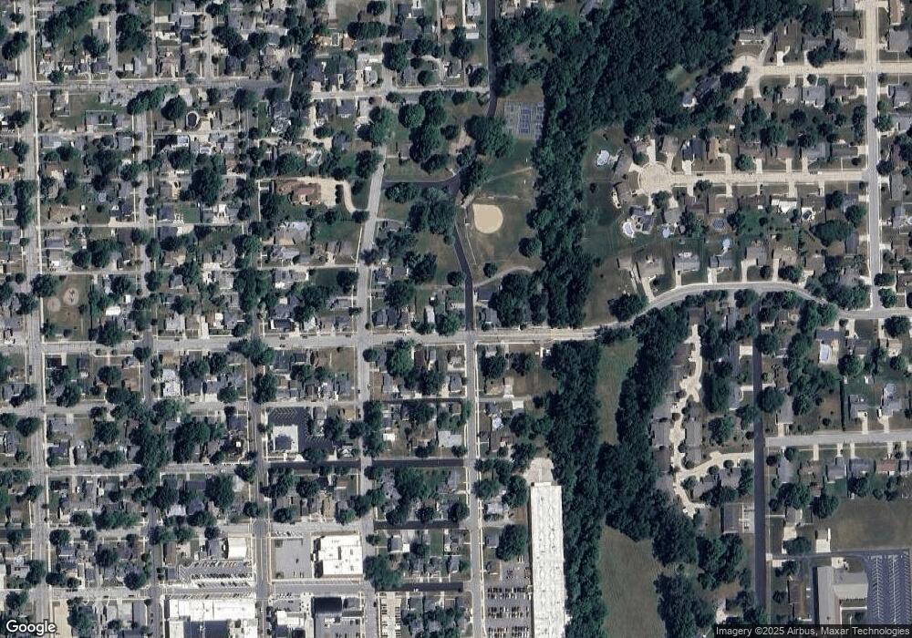 218 E 1st St, Auburn, IN 46706 - photo 1