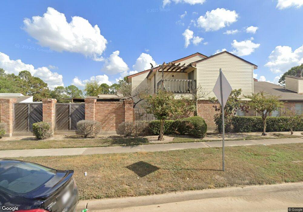 7828 Green Lawn Dr unit 7828, Houston, TX 77088 - photo 1