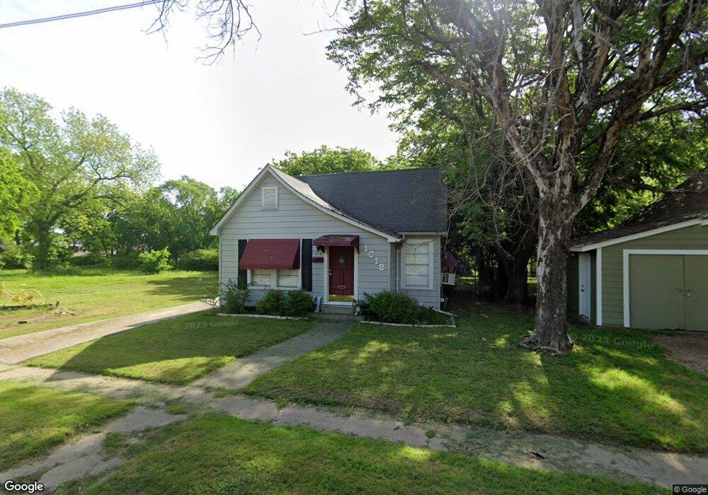 1018 N Dixon St, Gainesville, TX 76240 - photo 1