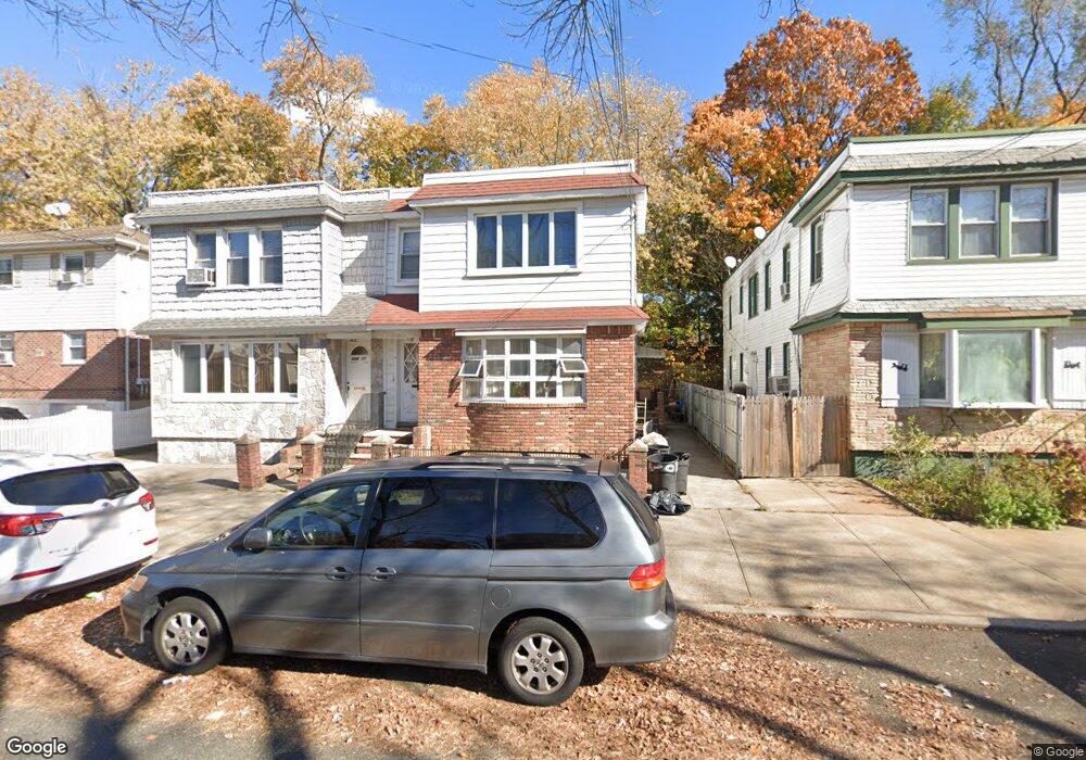 13403 Hawtree St unit 1, Ozone Park, NY 11417 - photo 1