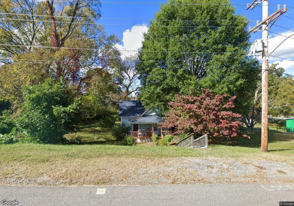 692 S Elm St, Statesville, NC 28677 - photo 1