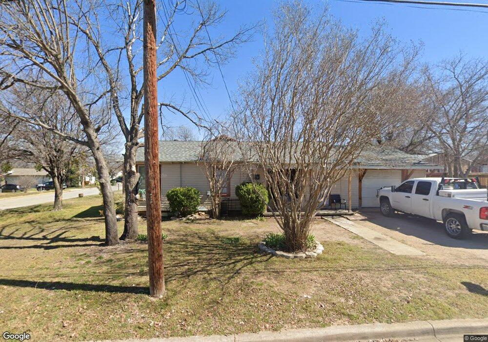 312 Hallvale Dr, Fort Worth, TX 76108 - photo 1