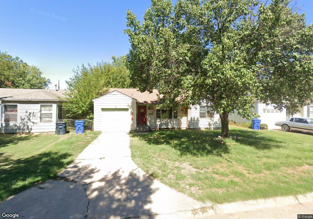 2234 W Maple Ave, Enid, OK 73703 - photo 1