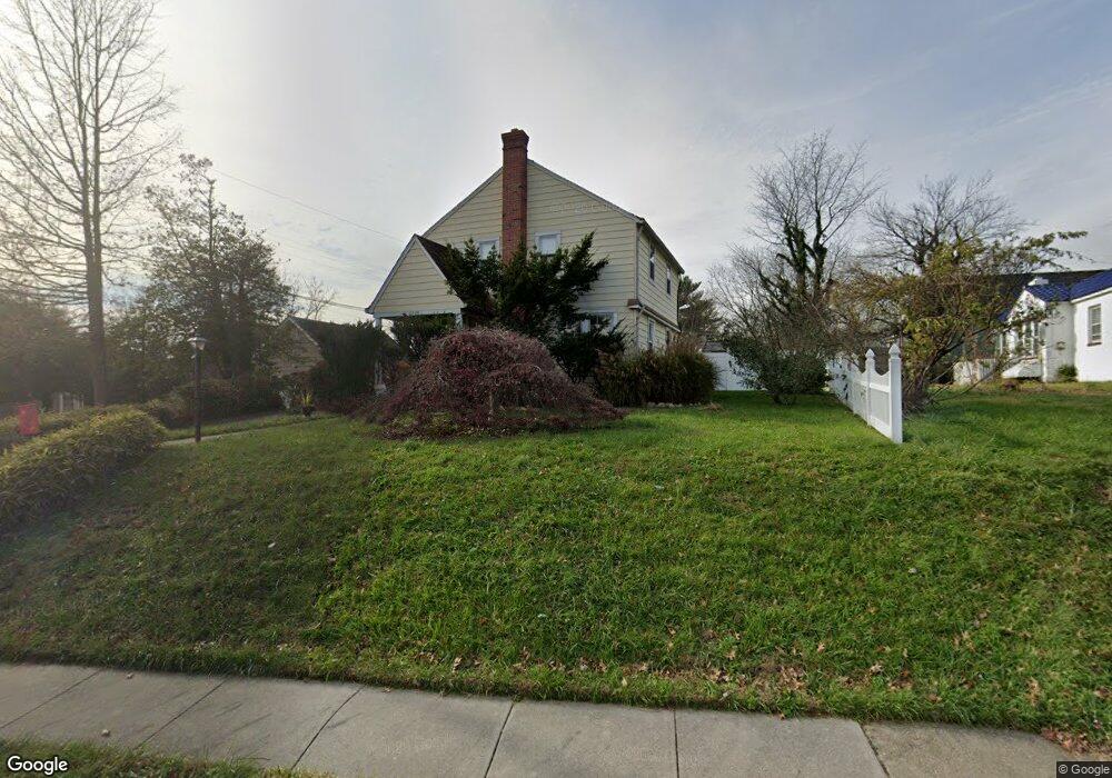 802 Dorchester Rd, Baltimore, MD 21229 - photo 1