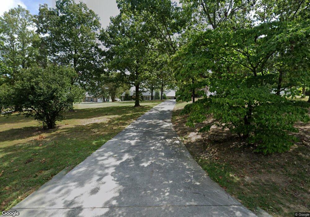 189 Owens Cutoff Rd NE, Calhoun, GA 30701 - photo 1