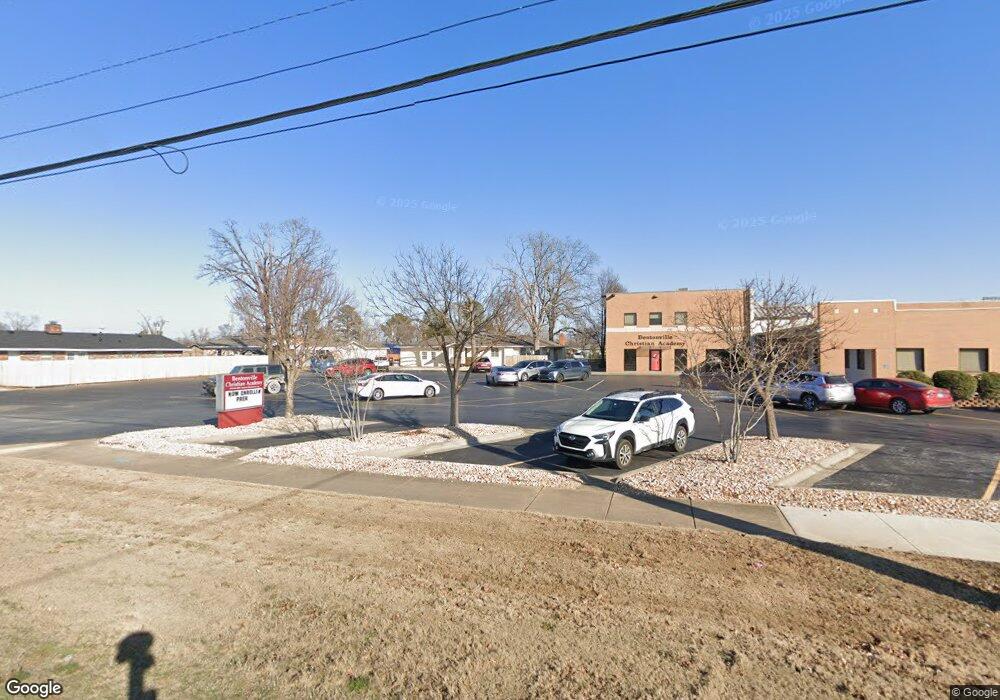 818 NW 9th St, Bentonville, AR 72712 - photo 1