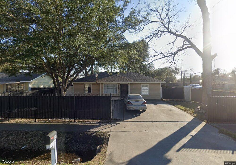 3102 Mohawk St, Houston, TX 77093 - photo 1