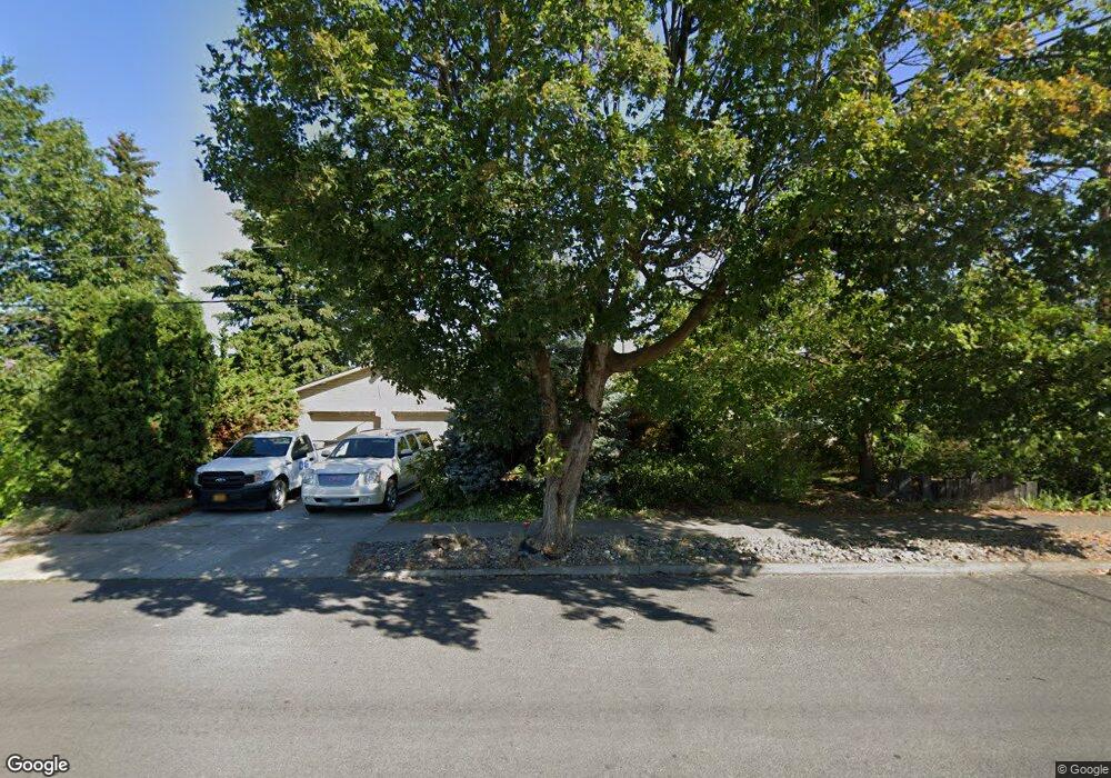 1601 E 19th St, the Dalles, OR 97058 - photo 1