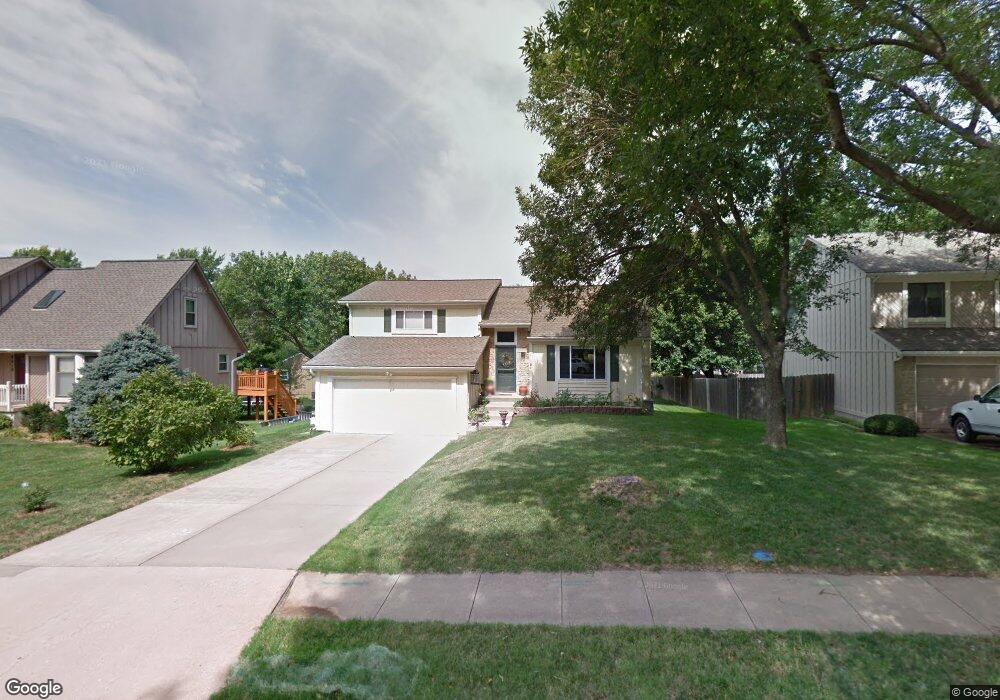 9414 Acuff Ln, Lenexa, KS 66215 - photo 1