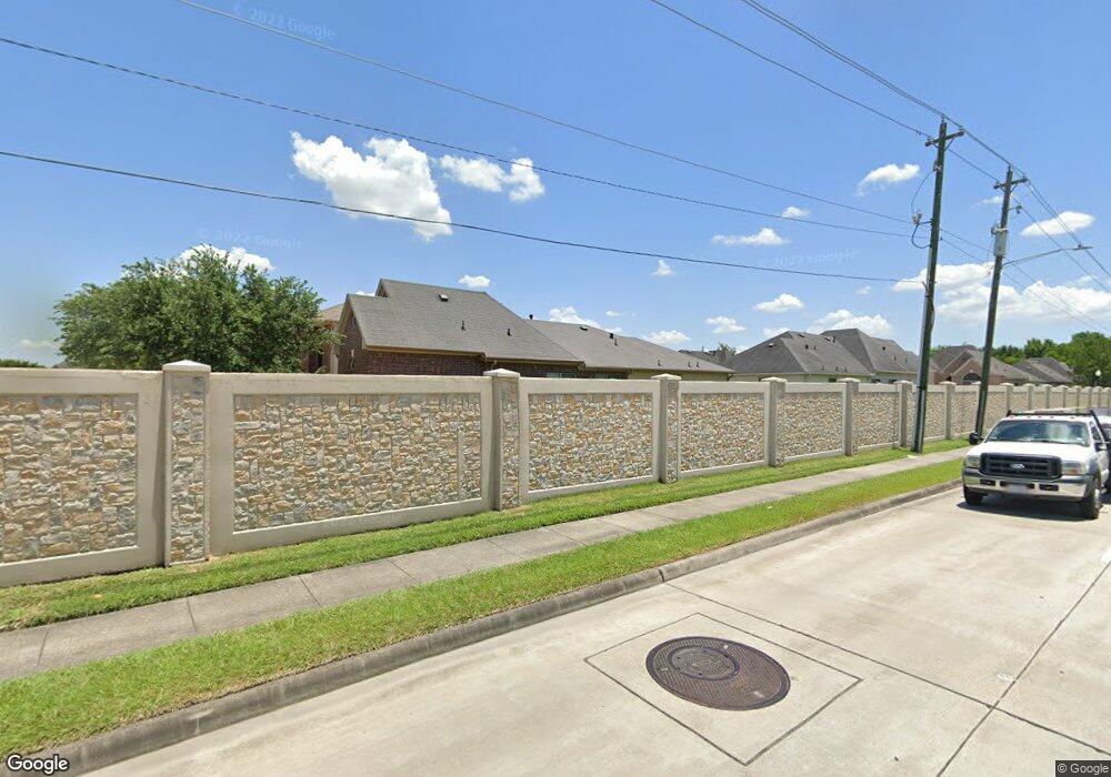 10535 Quiet Villas Ln, Houston, TX 77075 - photo 1