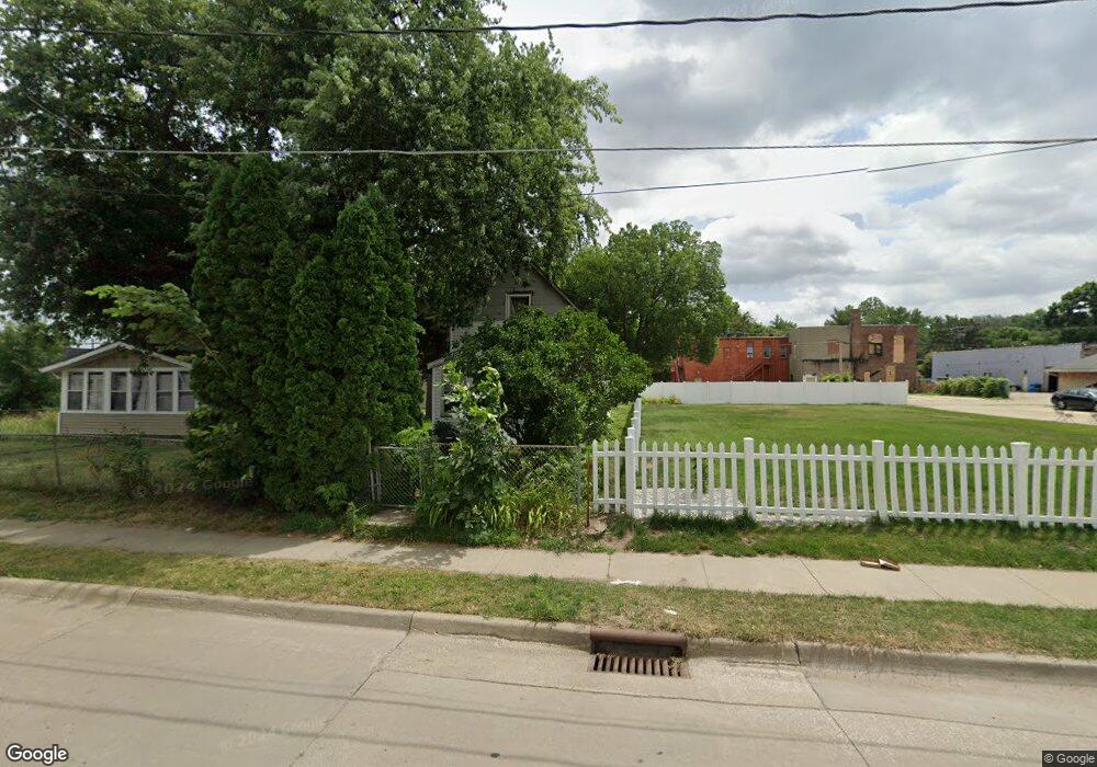 2015 SE 5th St, Des Moines, IA 50315 - photo 1