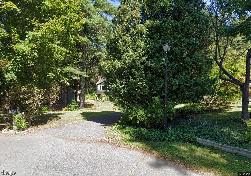 8 Dwight Cir, Amherst, MA 01002 - photo 1