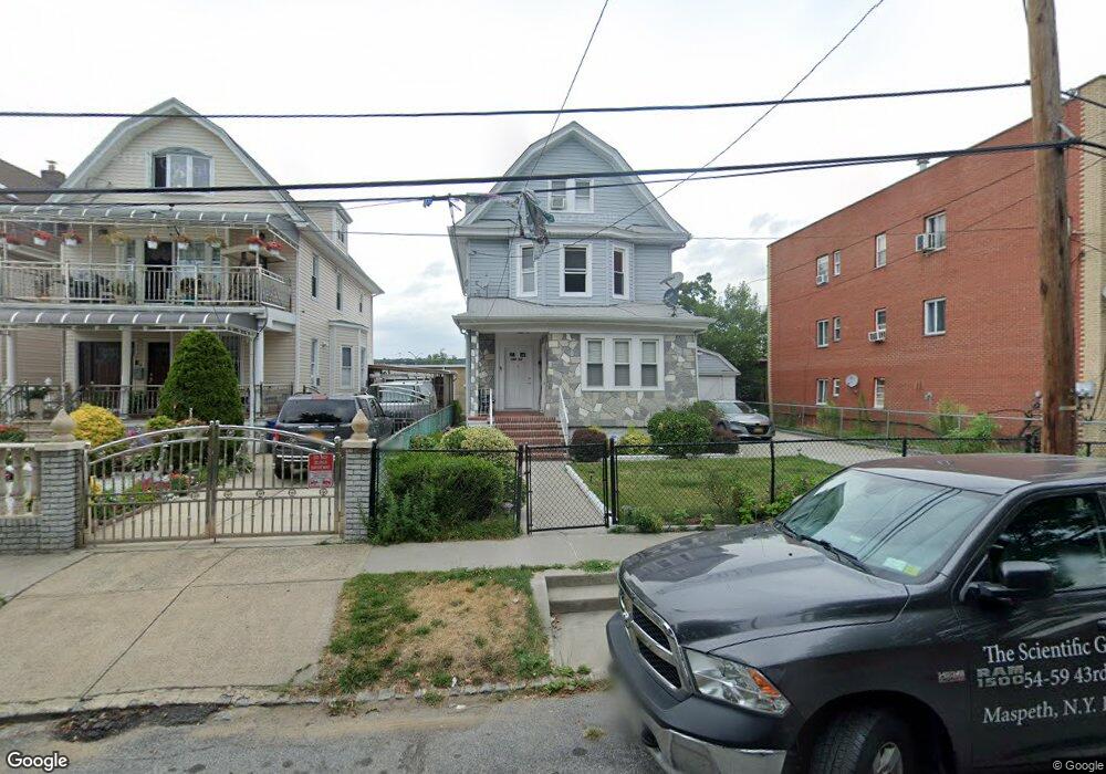 19723 Hiawatha Ave, Hollis, NY 11423 - photo 1