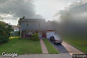 9578 E Union St, Albertson, NY 11507