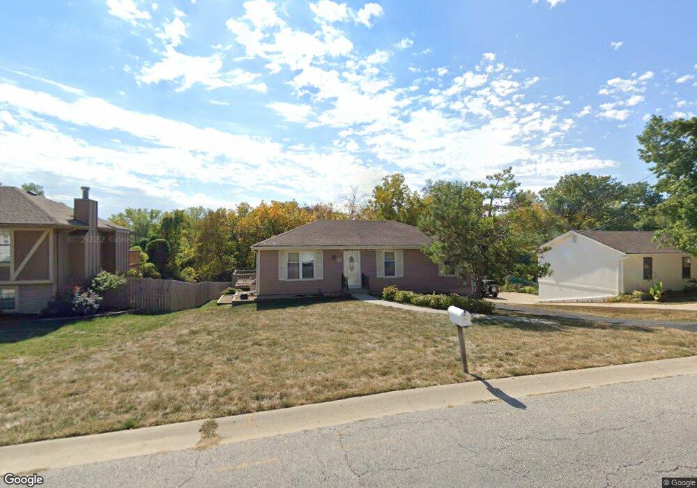 9607 W 49th St, Shawnee, KS 66203 - photo 1