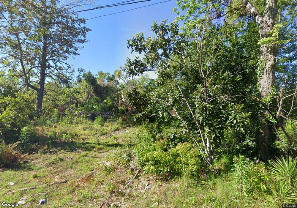 641 Taylor Cir, Douglas, GA 31533 - photo 1