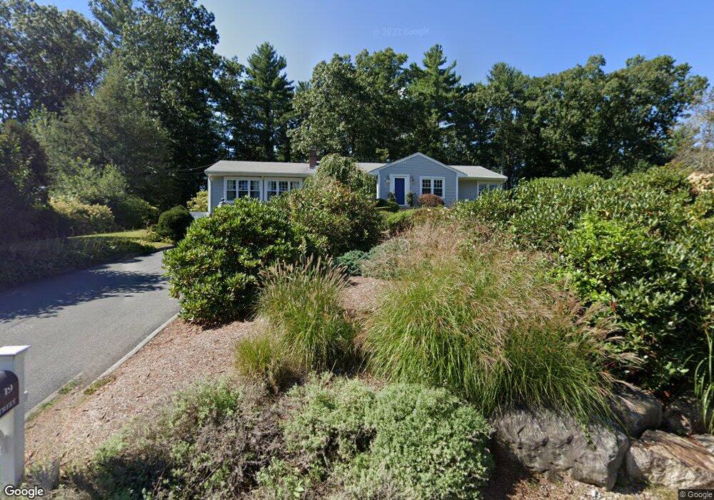 19 Cross St, Medfield, MA 02052 - photo 1