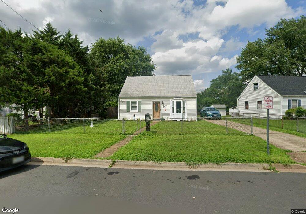 130 Polk Dr, Manassas Park, VA 20111 - photo 1