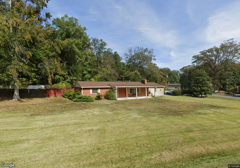 18305 Cabin Rd, Triangle, VA 22172 - photo 1