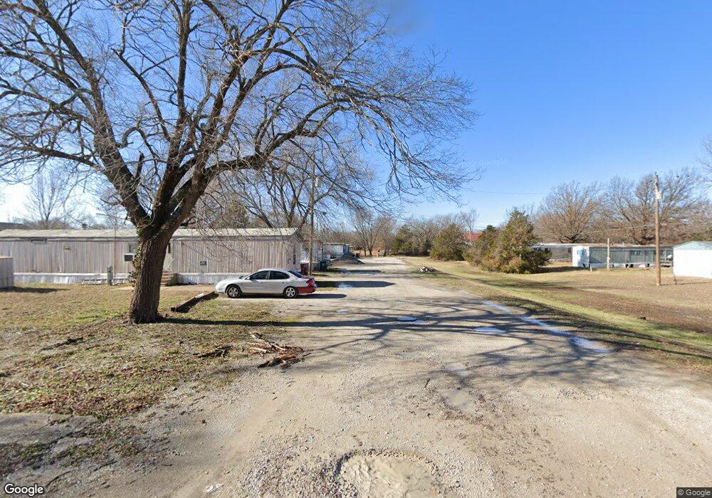 3314 Mobile Dr, Parsons, KS 67357 - photo 1