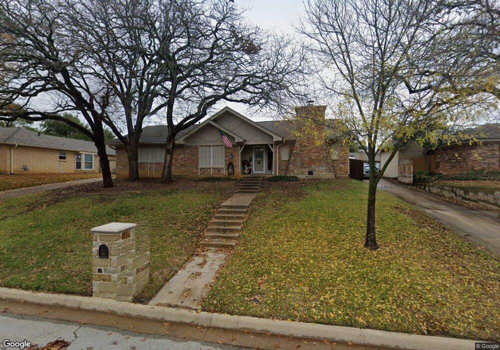 2208 Cambridge Dr, Hurst, TX 76054 - photo 1