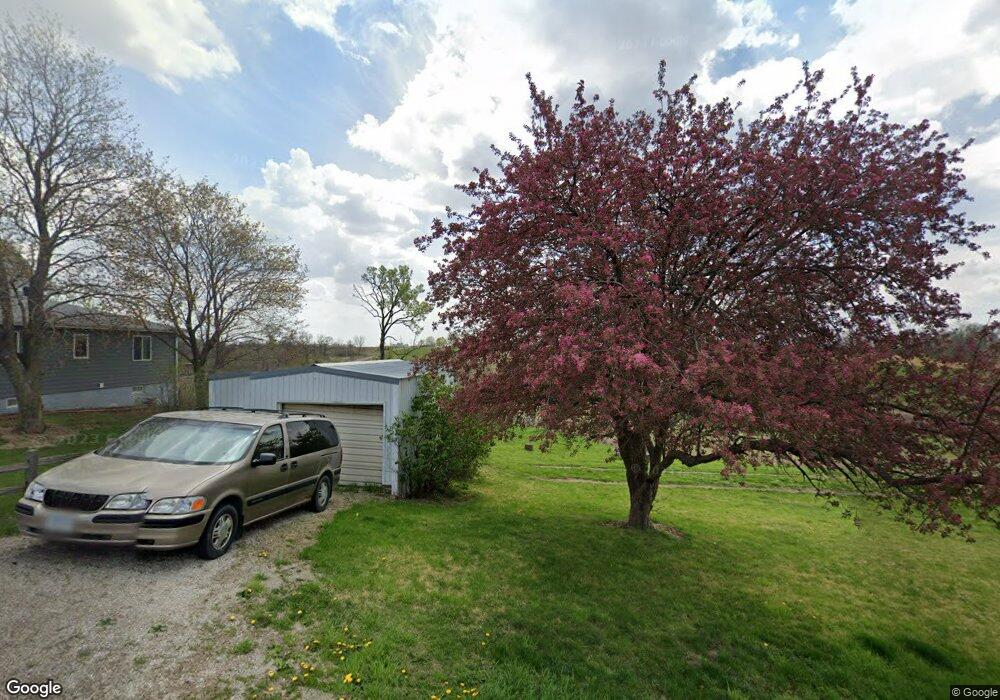 417 S 44th Ave E, Newton, IA 50208 - photo 1