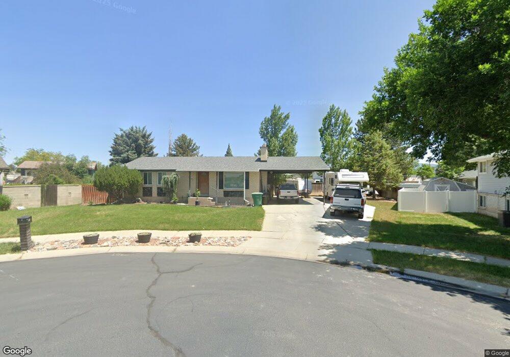 7647 Thomas Cir, West Jordan, UT 84084 - photo 1