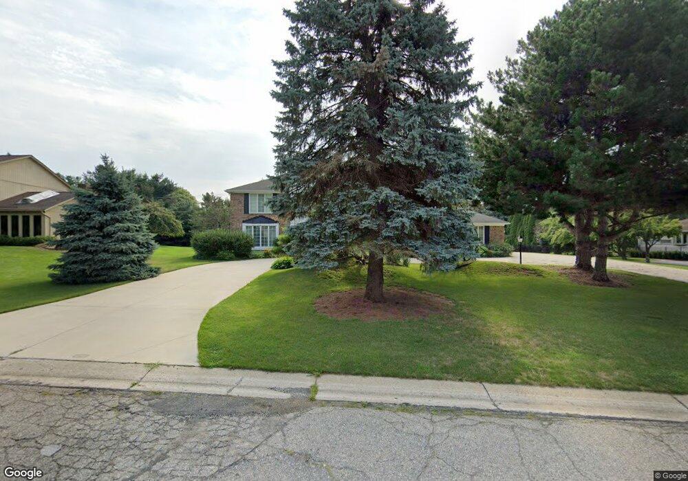 5563 Lane Lake Ct unit Bldg-Unit, Bloomfield Hills, MI 48302 - photo 1